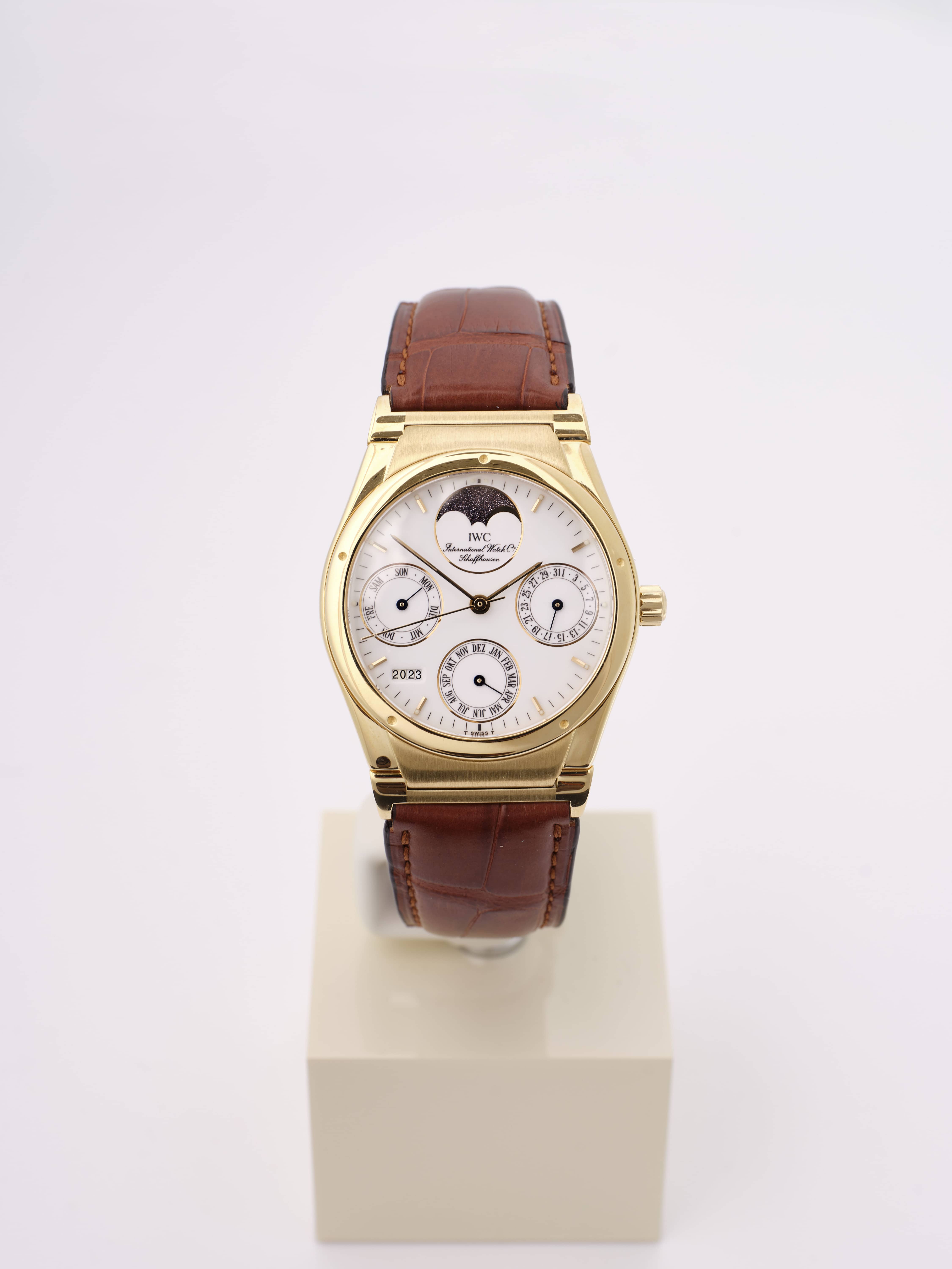  FrontIngenieur Perpetual Calendar