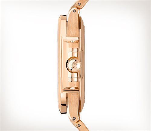 Ladies Automatic Nautilus.