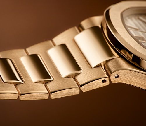 Ladies Automatic Nautilus.